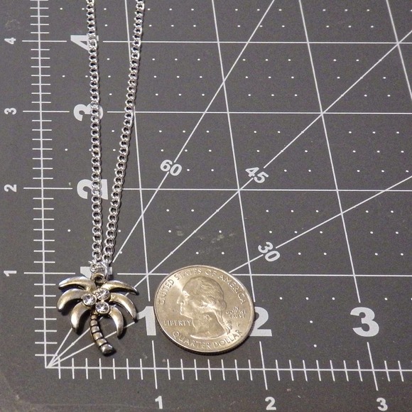 Crystal Palm Tree necklace 3040 - Picture 3 of 3